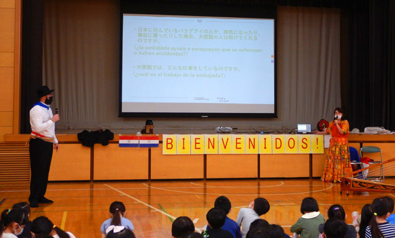 Embajada de Japón promueve la cultura paraguaya en los alumnos de una escuela primaria de Tokio 