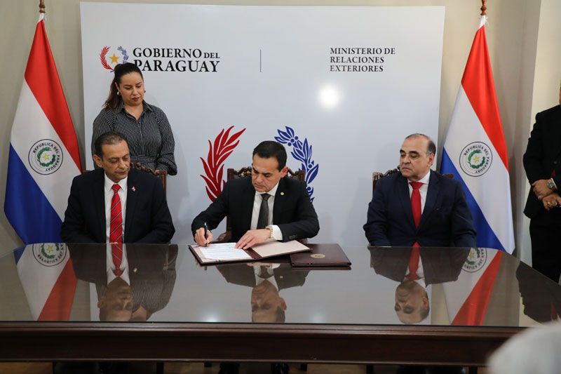 Habilitarán oficinas del Registro Civil en consulados de Paraguay