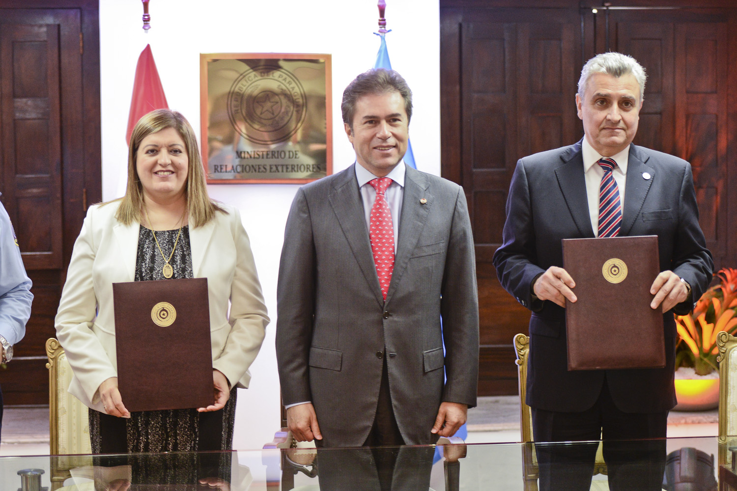 Implementan Equipo Multidisciplinario Especializado contra la corrupción y lavado de activos en Paraguay
