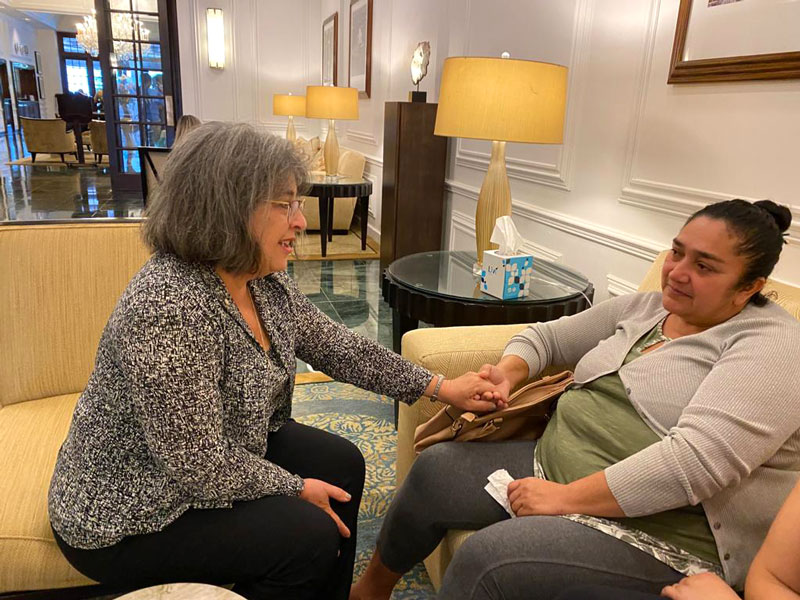 Encuentro de los familiares de Leidy Luna Villalba con la Alcaldesa del Condado de Miami-Dade
