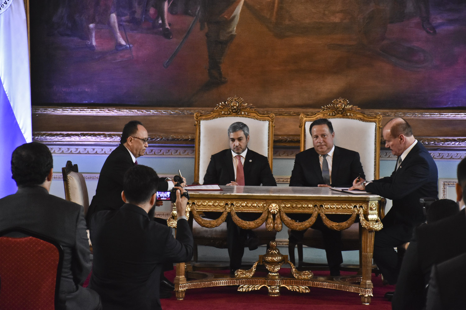 Paraguay y Panamá acuerdan fortalecer cooperación e intercambio comercial