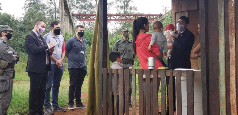Consulado en Puerto Iguazú asiste a connacional en estado de precariedad migratoria