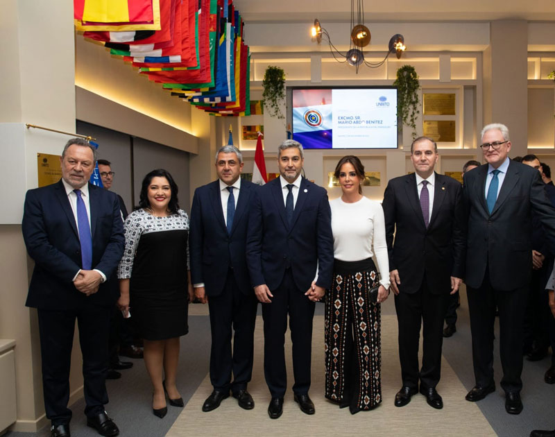 Presidente Abdo Benítez presentó en España las ventajas que ofrece el Paraguay para radicar inversiones extranjeras 