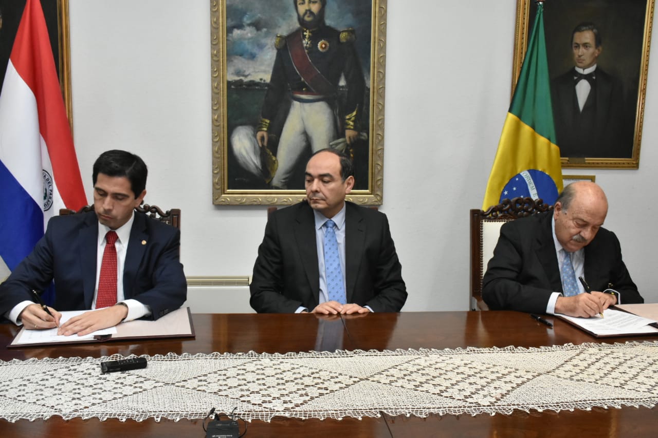 Paraguay y Brasil acuerdan dejar sin efecto Acta Binacional del 24 de mayo del corriente año