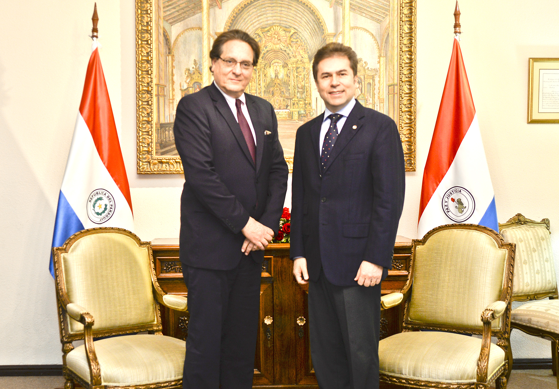 Canciller Castiglioni y Embajador del Ecuador repasaron agenda bilateral