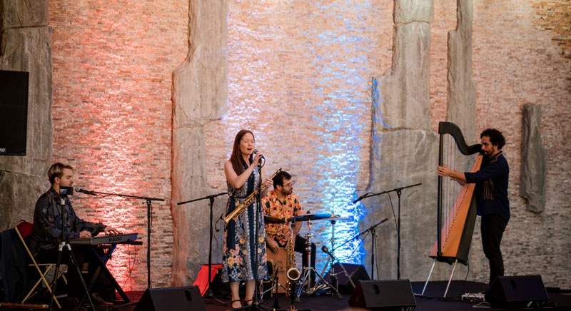 Sonido del arpa paraguaya en Ginebra con motivo de las Fiestas Patrias