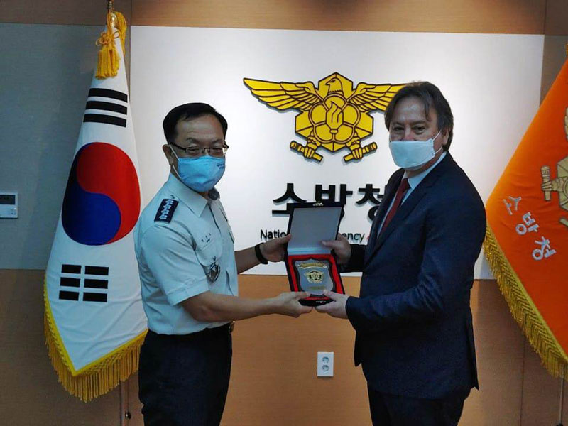 Corea anuncia donación de seis ambulancias y dos carros de bomberos en el primer semestre del 2021