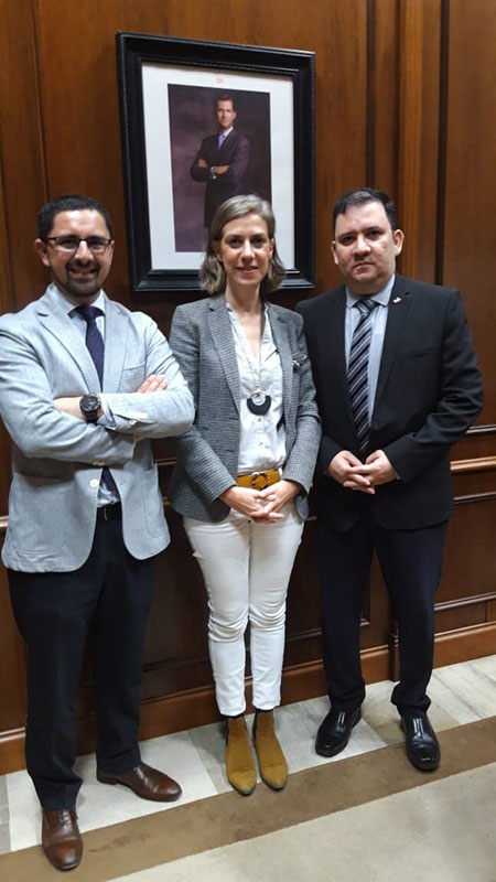 Consulado general del Paraguay estrecha colaboración con Oficina de Extranjería de la Provincia de Málaga