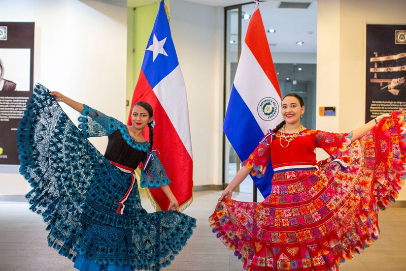 Paraguay celebra en Chile su independencia, con música y destacando las excelentes relaciones bilaterales