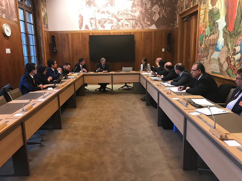 Viceministro Olmedo se reúne en Europa con representantes de organismos de comercio y cooperación internacional
