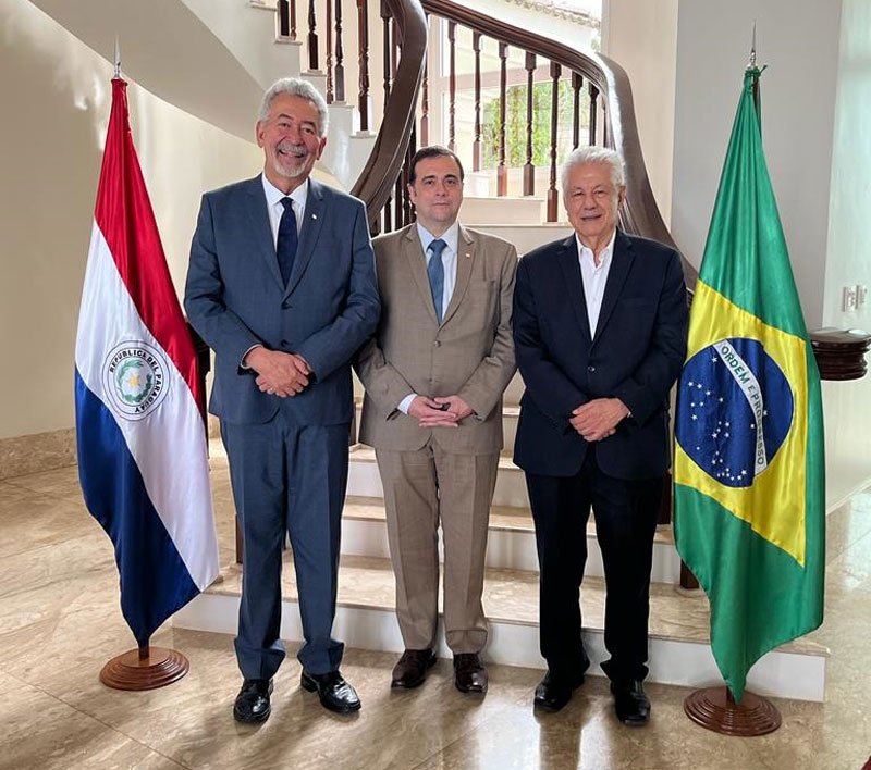 Embajador paraguayo se reúne con miembros brasileños de la Misión de Observación Electoral del PARLASUR