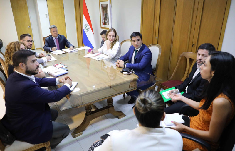 Cancillería y Municipalidad de Asunción coordinan agenda para organización de eventos internacionales
