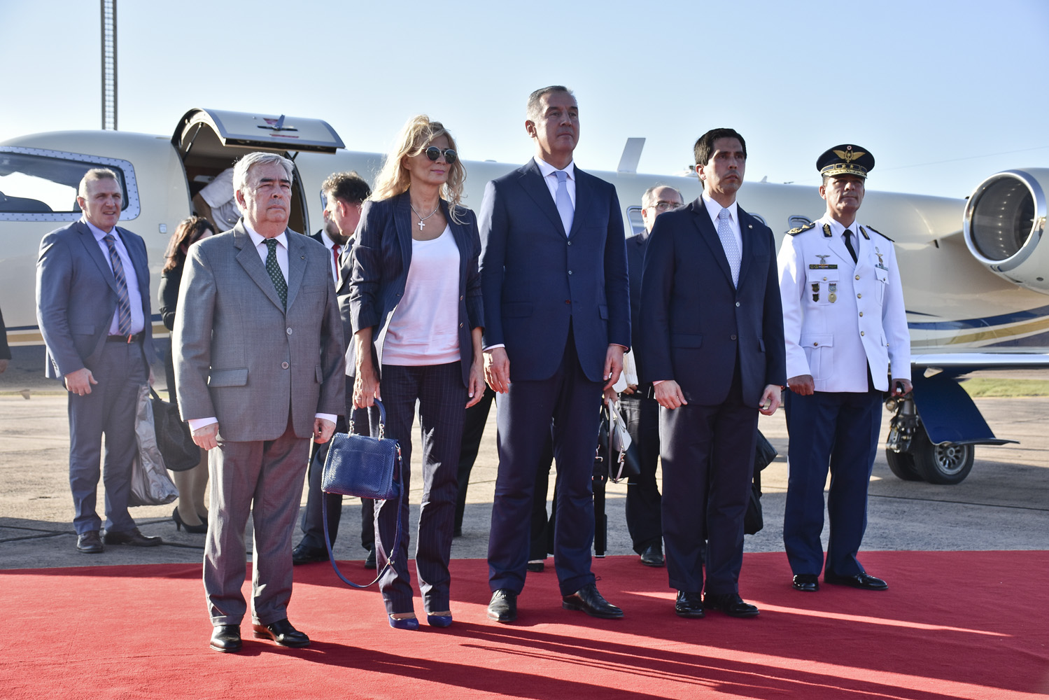 El Ministro Sustituto de Relaciones Exteriores recibió en el Aeropuerto al Presidente de la República de Montenegro