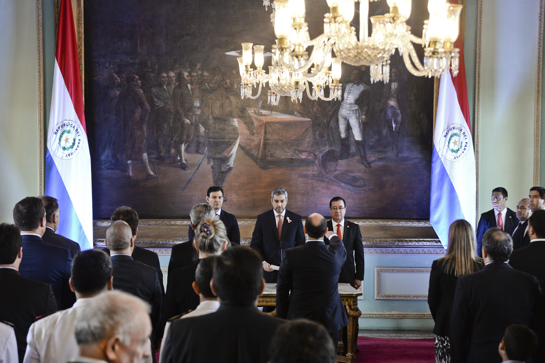 Canciller Castiglioni asistió a la ceremonia de juramento del Ministro Alejandro Peralta Vierci