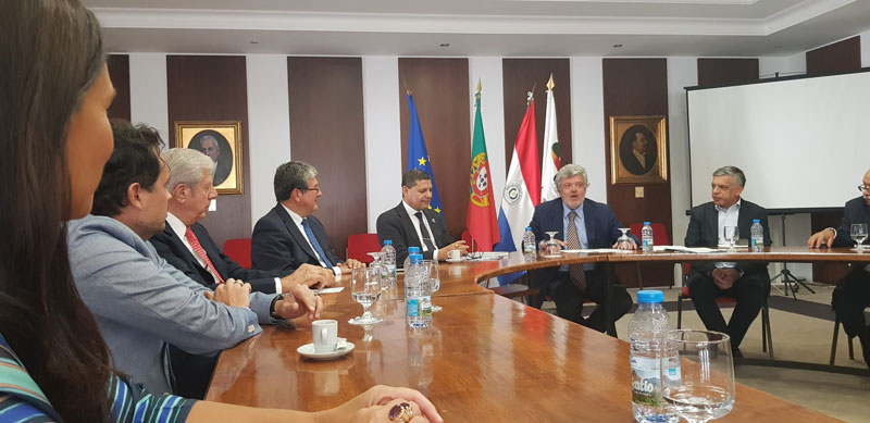 Cooperación bilateral y mejoras de vínculos comerciales son temas de reuniones en Portugal