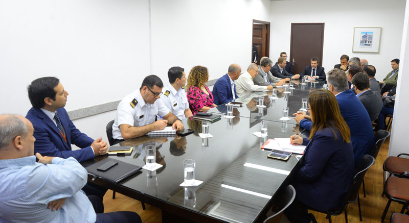 Cancillería informó a Comisión Nacional sobre negociaciones relativas a peaje en el río Paraná
