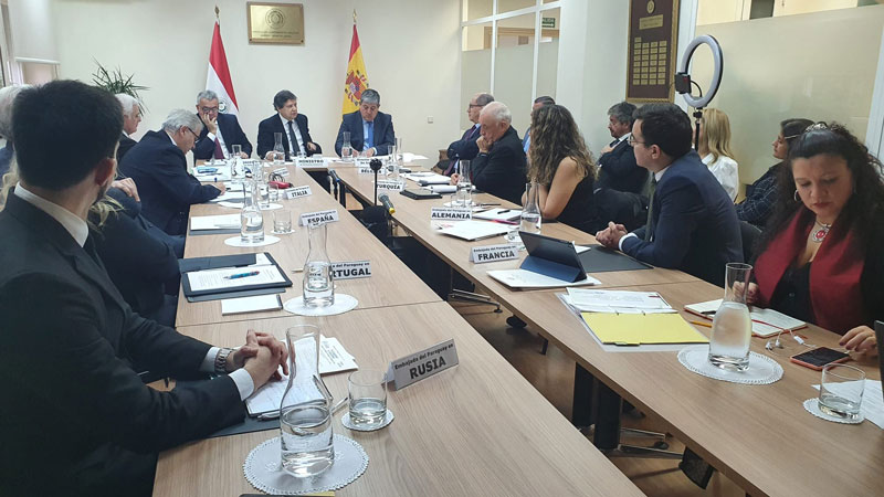 Canciller Nacional preside conferencia de Embajadores y jefes de misión del Paraguay acreditados en Europa 