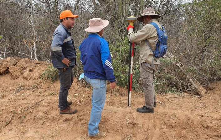 CNDL concluyó colocación de hitos de segundo orden en la zona de Gabino Mendoza, en la frontera con Bolivia