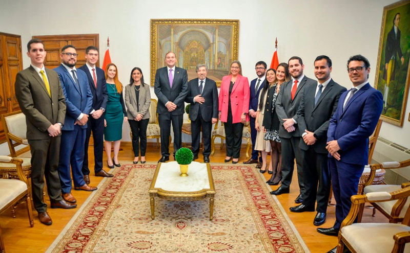 Canciller dio la bienvenida a nueva promoción de terceros secretarios de la Academia Diplomática 
