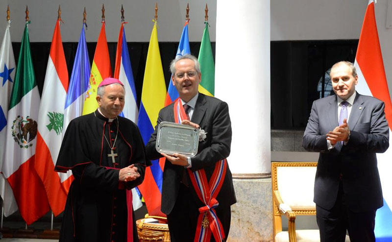 Paraguay condecoró con la Orden Nacional del Mérito en el Grado de Gran Cruz al embajador de Italia