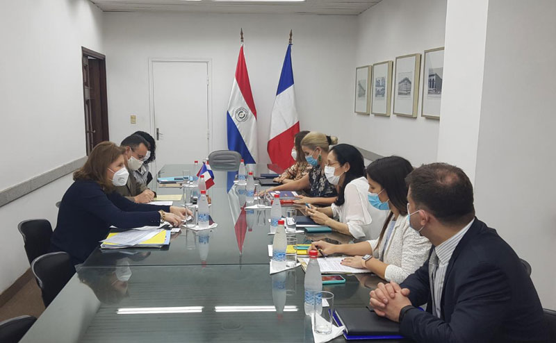 En la Cancillería Nacional se realizó reunión de trabajo con autoridades para América Latina y el Caribe de Francia 
