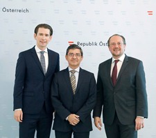 Embajador participa de encuentro con autoridades y ratifica excelentes relaciones con Austria