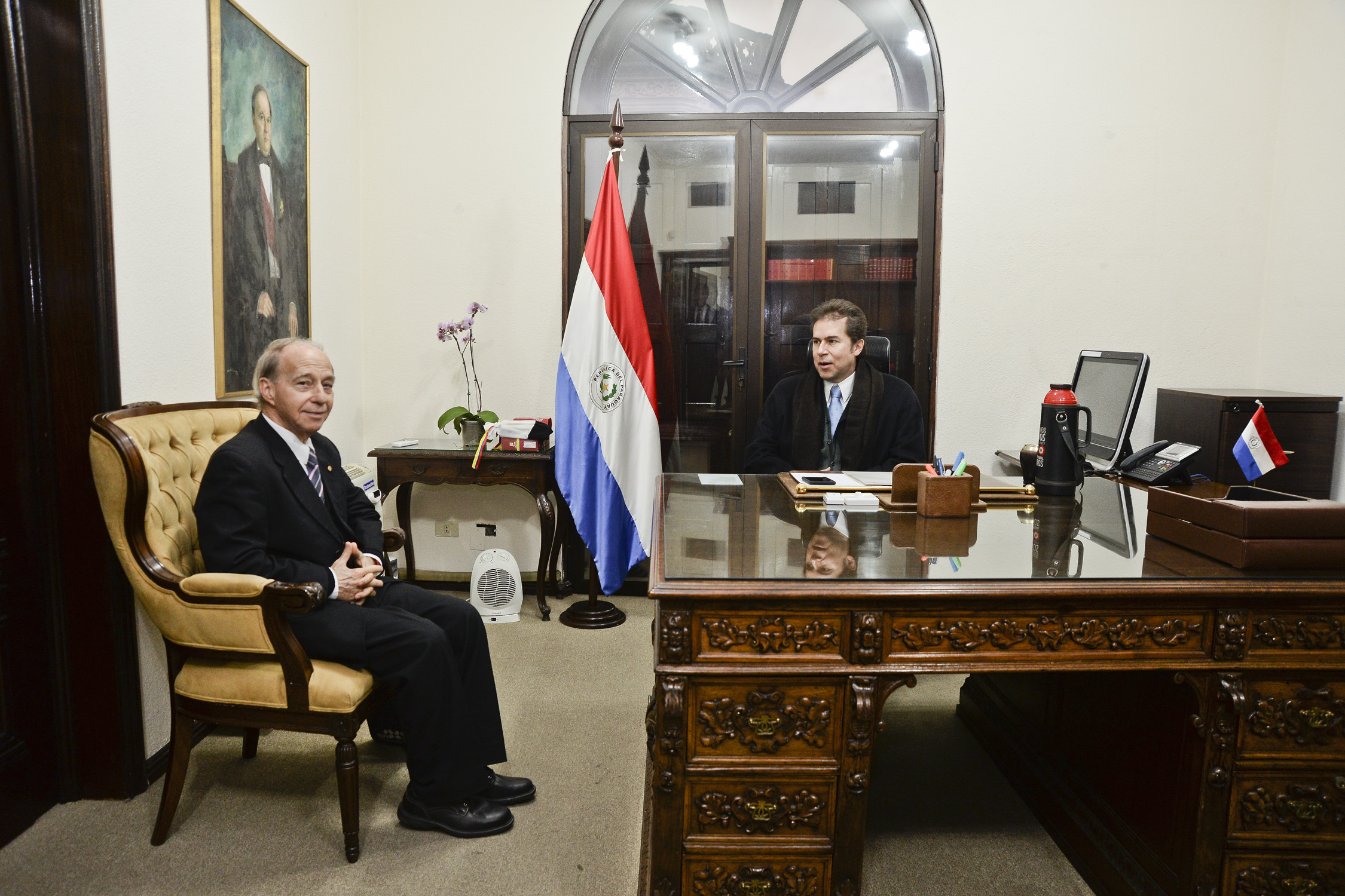 Ministro Castiglioni recibió a Embajadores del Paraguay en Canadá, Israel e India