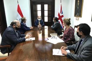 Canciller se reunió con embajador del Reino Unido para abordar temas de la agenda bilateral