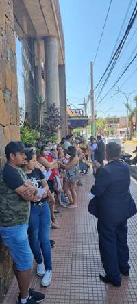 Compatriotas residentes en Puerto Iguazú tramitaron sus documentos en una Jornada Consular