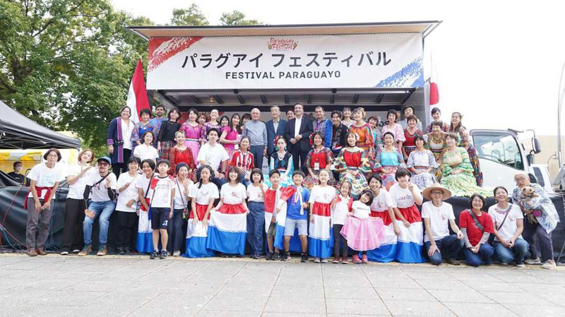 Asesoramiento jurídico y sobre empleos, gratuitos, en la mayor fiesta paraguaya en Tokio