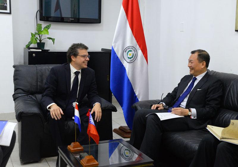 Dialogan sobre atracción de inversiones y colaboración conjunta y coordinada con la República de China para impulsar el desarrollo industrial de Paraguay