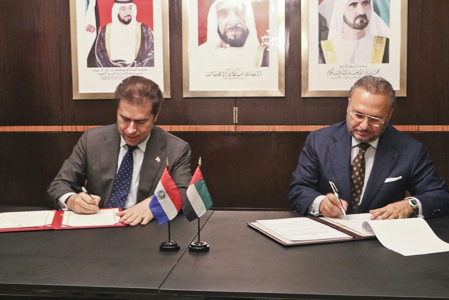 Paraguay suscribió Acuerdo de Supresión de Visas con Emiratos Arabes Unidos