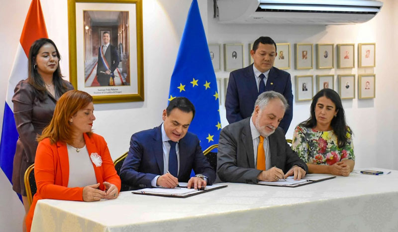 Paraguay y Unión Europea firman convenio para proyecto sobre violencia contra mujeres y niñas