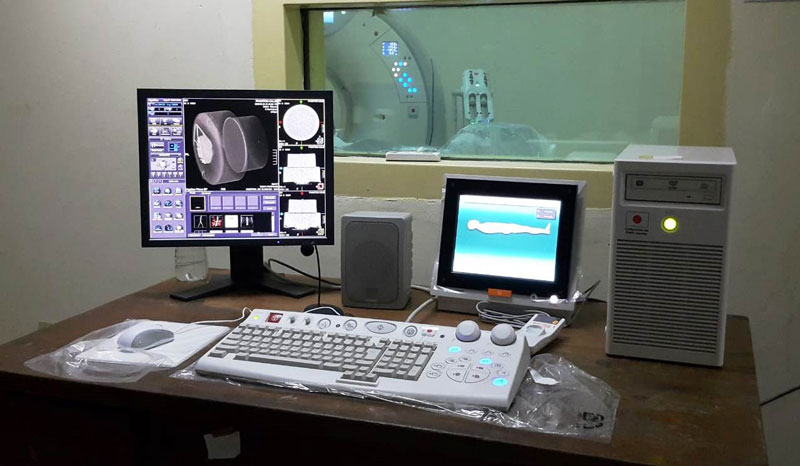 Llega al país equipo de tomografía computarizada de alta complejidad para Clínicas donado por Japón