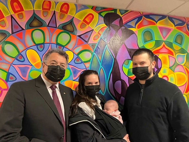 Cónsul del Paraguay participa en inauguración del mural inspirado en Candela en el NYC Health+ Lincoln Hospital