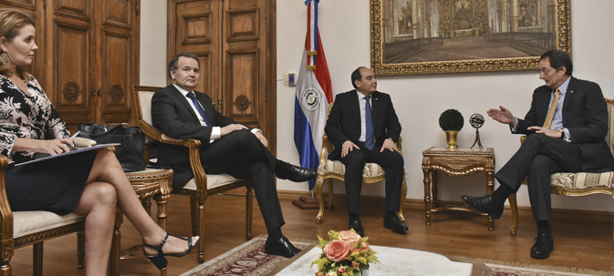 Embajador McClenny aclara que el FBI no tiene oficina en Paraguay, pero sí brinda cooperación constante