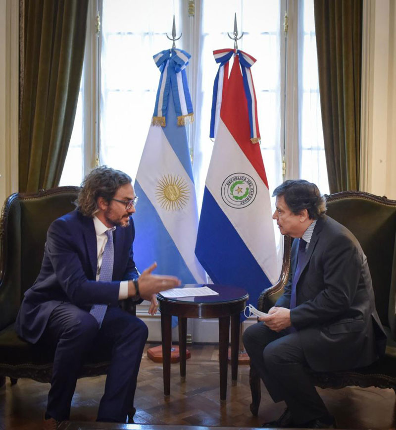 Canciller Acevedo habló con su homólogo argentino sobre la apertura de fronteras