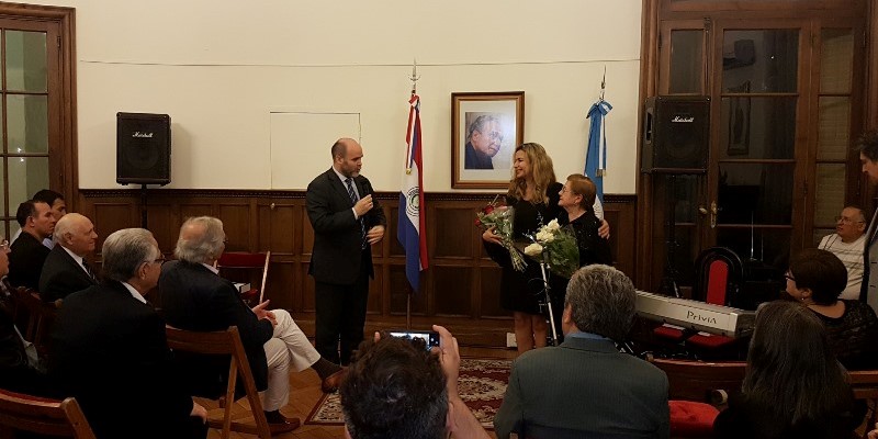 Homenaje al Poeta Elvio Romero en la Embajada del Paraguay en Argentina