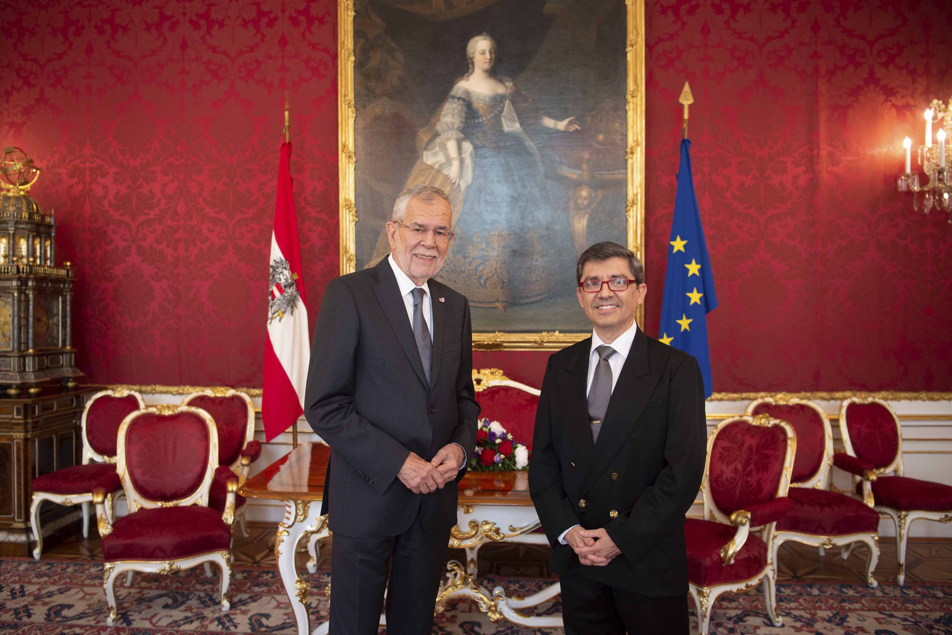 Embajador Facetti presentó sus Cartas Credenciales al Presidente Federal de Austria