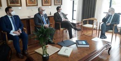 Reunión del embajador del Paraguay ante Brasil con el presidente de la FIEP