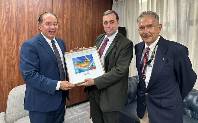 Embajador de Paraguay en Brasil se reúne con nuevas autoridades del Estado de Mato Grosso