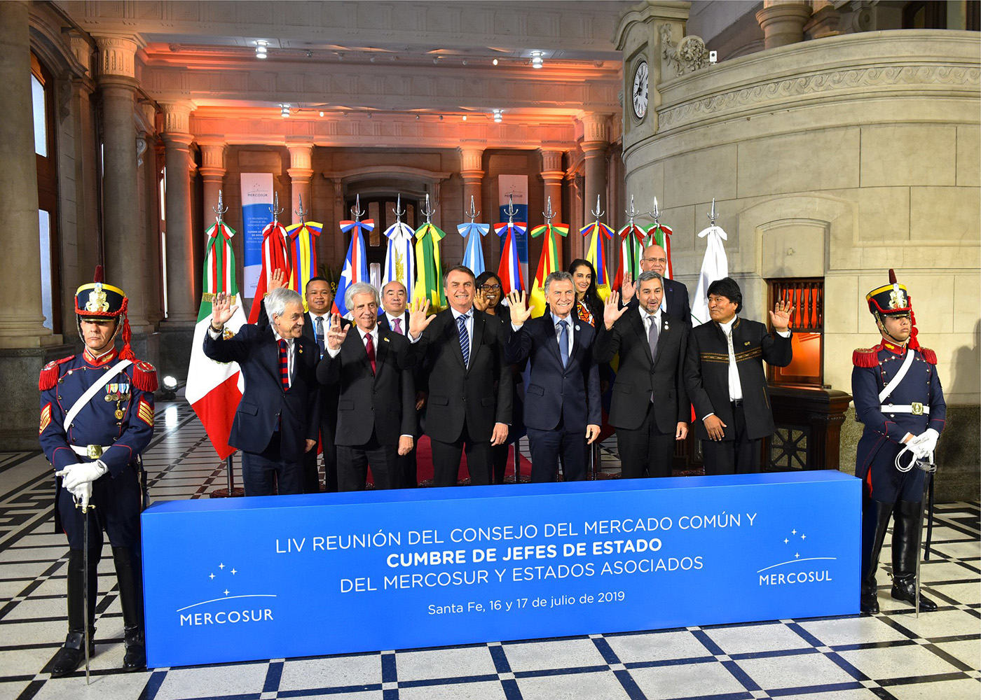 Presidente propone consolidar integración y competitividad del Mercosur para generar desarrollo