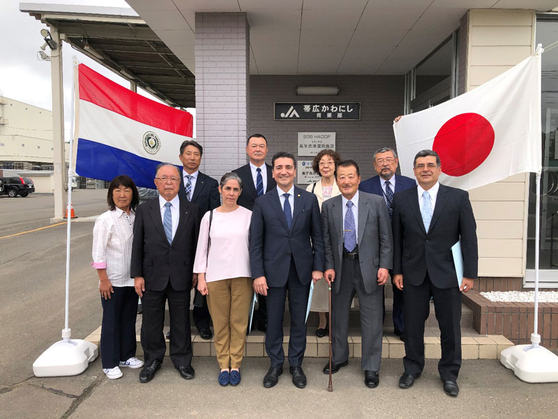 Embajador en Japón mantiene contacto con sectores de la agroindustria para eventuales intercambios comerciales