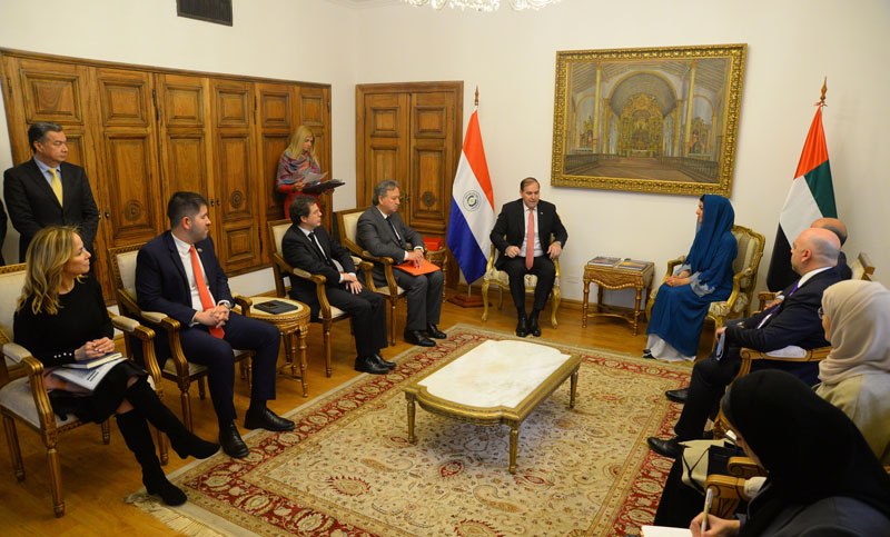 Paraguay confirió la Orden Nacional del Mérito a la Ministra de Estado para la Cooperación Internacional de los Emiratos Árabes Unidos