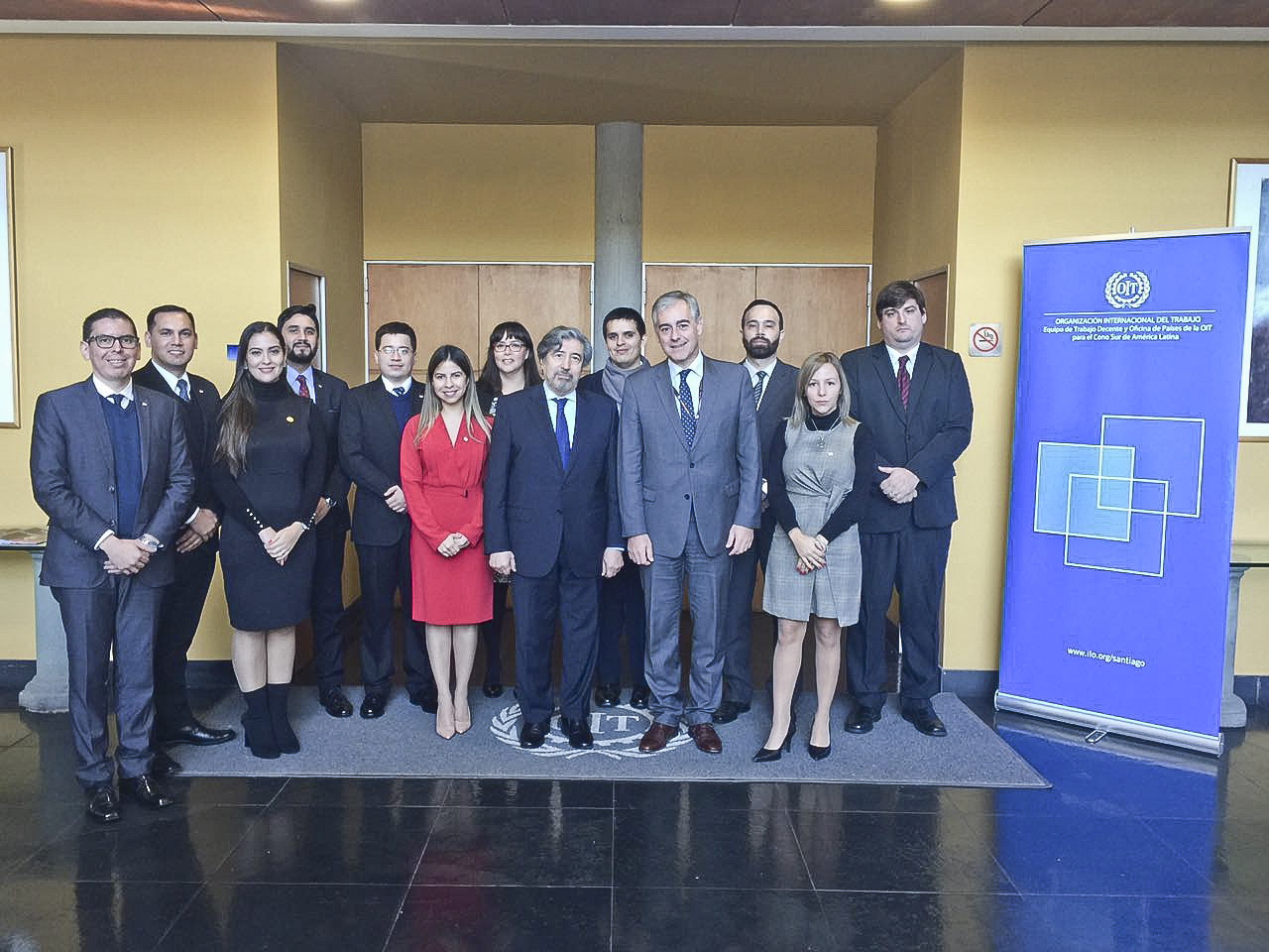 Alumnos de la Academia Diplomática tuvieron una intensa actividad de estudios en Santiago de Chile
