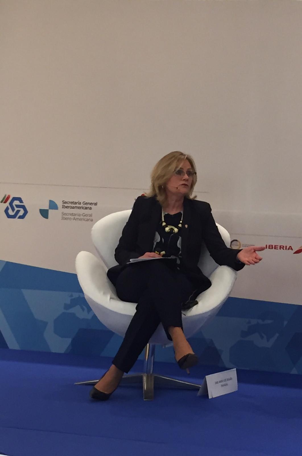 Embajadora Argaña expuso sobre igualdad de género en Lisboa 