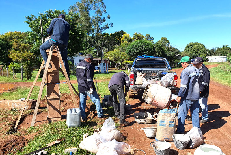 Sub Comisión Mixta de Límites realiza reparación y mantenimiento de hitos en la frontera seca con Brasil