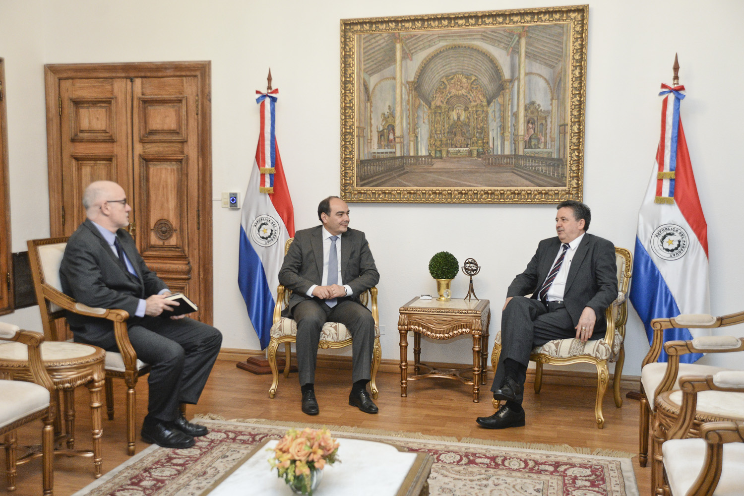 Costa Rica y Paraguay coinciden en fortalecer relación bilateral