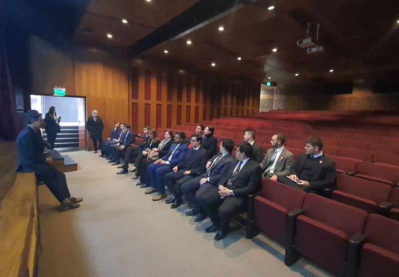 En marco del curso de lengua portuguesa, alumnos de la Academia visitaron la Embajada de Brasil