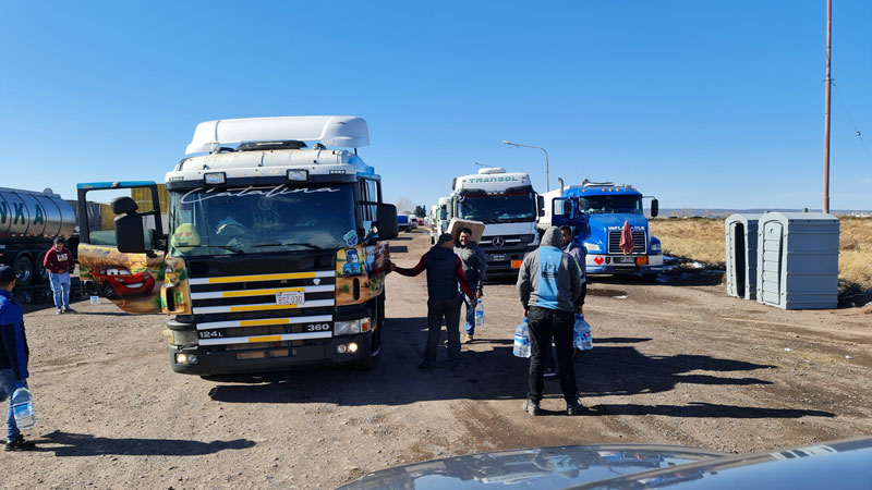 Consulado del Paraguay en Mendoza asiste a camioneros varados en cruce internacional entre Argentina y Chile 